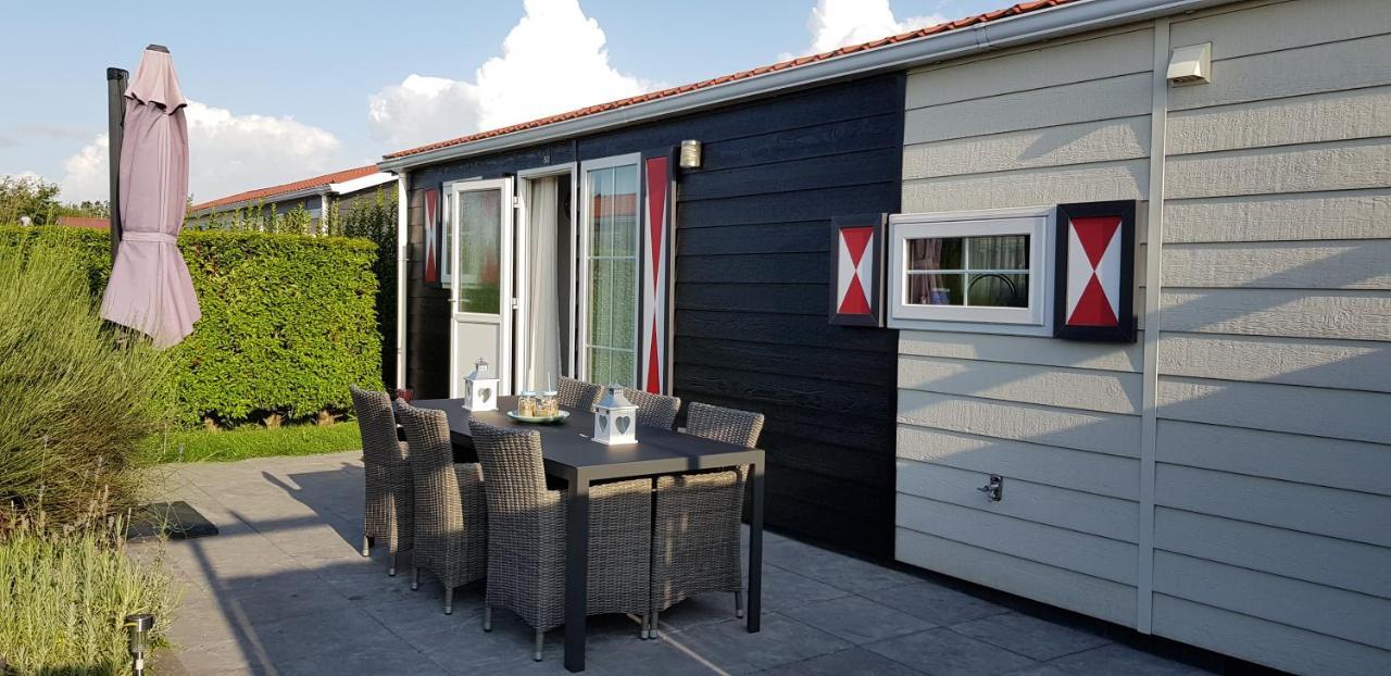 Chalet De Zeeuwse Luukjes 1 Serooskerke (Walcheren)